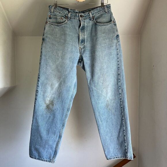 Vintage Levi's red tab 550s relaxed fit light wash distressed jeans 90s baggy 36 - Picture 2 of 9
